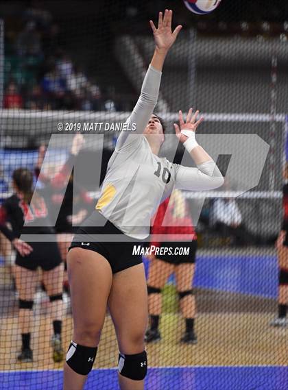 Thumbnail 3 in Legend vs. Fort Collins (CHSAA 5A Playoff) photogallery.