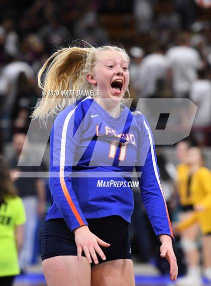 Thumbnail 2 in Legend vs. Fort Collins (CHSAA 5A Playoff) photogallery.