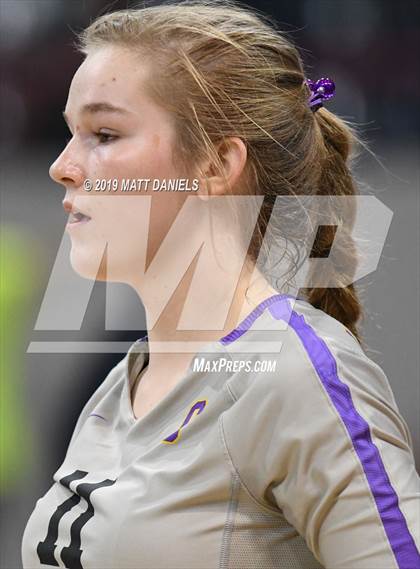 Thumbnail 2 in Legend vs. Fort Collins (CHSAA 5A Playoff) photogallery.