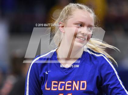 Thumbnail 2 in Legend vs. Fort Collins (CHSAA 5A Playoff) photogallery.