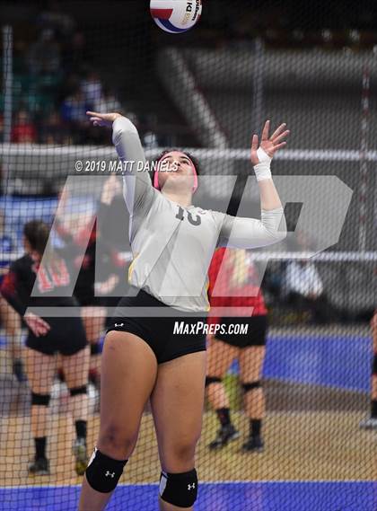 Thumbnail 2 in Legend vs. Fort Collins (CHSAA 5A Playoff) photogallery.