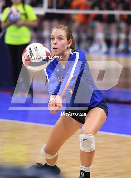 Thumbnail 1 in Legend vs. Fort Collins (CHSAA 5A Playoff) photogallery.