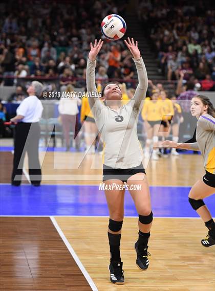 Thumbnail 3 in Legend vs. Fort Collins (CHSAA 5A Playoff) photogallery.