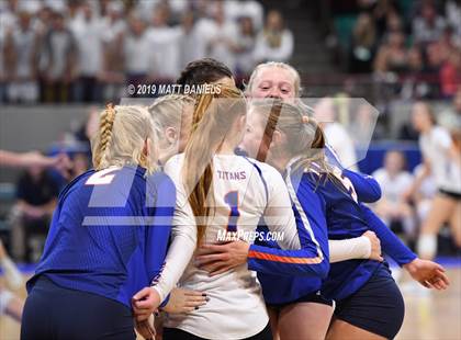 Thumbnail 2 in Legend vs. Fort Collins (CHSAA 5A Playoff) photogallery.