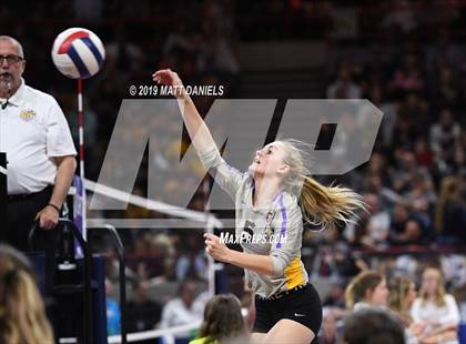 Thumbnail 1 in Legend vs. Fort Collins (CHSAA 5A Playoff) photogallery.