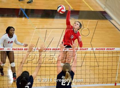 Thumbnail 3 in St. Martin's Episcopal vs Ursuline Academy (Sacred Heart Jamboree) photogallery.
