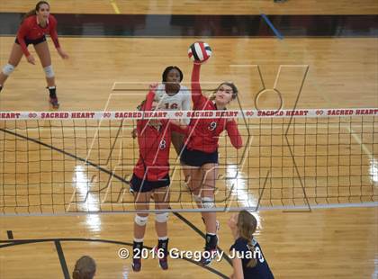 Thumbnail 3 in St. Martin's Episcopal vs Ursuline Academy (Sacred Heart Jamboree) photogallery.