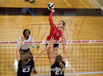 Thumbnail 3 in St. Martin's Episcopal vs Ursuline Academy (Sacred Heart Jamboree) photogallery.