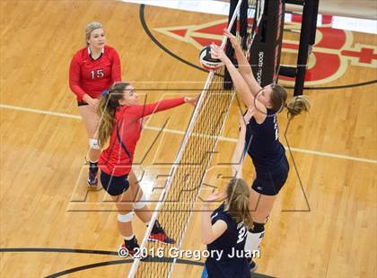 Thumbnail 2 in St. Martin's Episcopal vs Ursuline Academy (Sacred Heart Jamboree) photogallery.