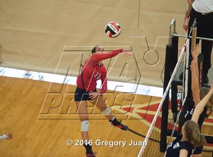 Thumbnail 3 in St. Martin's Episcopal vs Ursuline Academy (Sacred Heart Jamboree) photogallery.