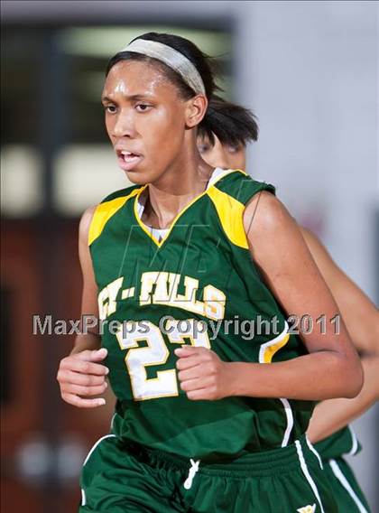 Thumbnail 3 in Cypress Falls vs. North Shore (5A Region III Semifinal) photogallery.