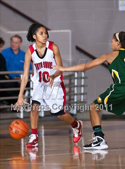 Thumbnail 1 in Cypress Falls vs. North Shore (5A Region III Semifinal) photogallery.