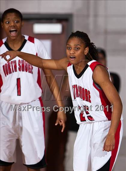 Thumbnail 2 in Cypress Falls vs. North Shore (5A Region III Semifinal) photogallery.