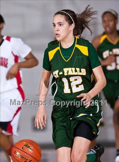 Thumbnail 3 in Cypress Falls vs. North Shore (5A Region III Semifinal) photogallery.