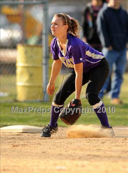 Thumbnail 3 in Harborfields @ Islip photogallery.