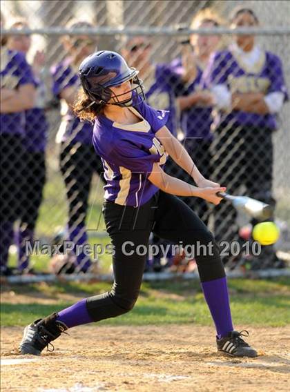 Thumbnail 3 in Harborfields @ Islip photogallery.