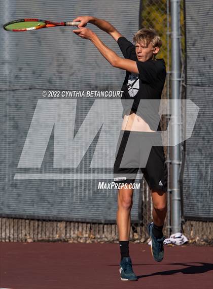Thumbnail 3 in 5A CHSAA Individual Championships Day 1 photogallery.
