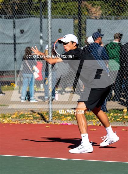 Thumbnail 2 in 5A CHSAA Individual Championships Day 1 photogallery.