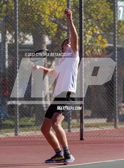Thumbnail 1 in 5A CHSAA Individual Championships Day 1 photogallery.