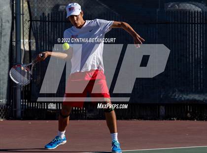 Thumbnail 1 in 5A CHSAA Individual Championships Day 1 photogallery.