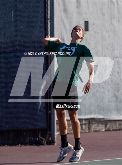 Thumbnail 2 in 5A CHSAA Individual Championships Day 1 photogallery.