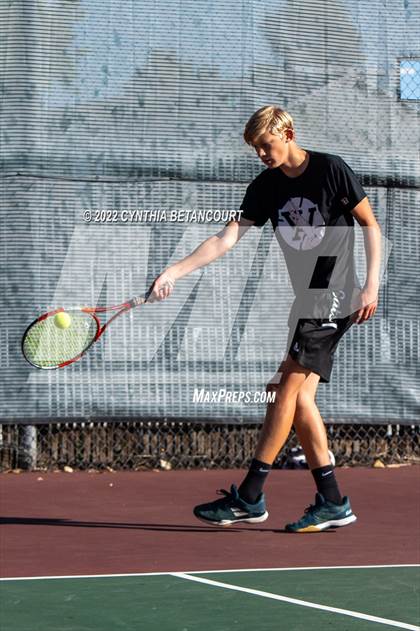 Thumbnail 2 in 5A CHSAA Individual Championships Day 1 photogallery.