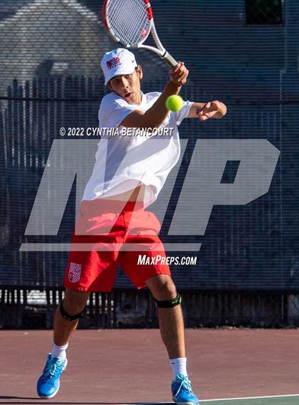 Thumbnail 2 in 5A CHSAA Individual Championships Day 1 photogallery.