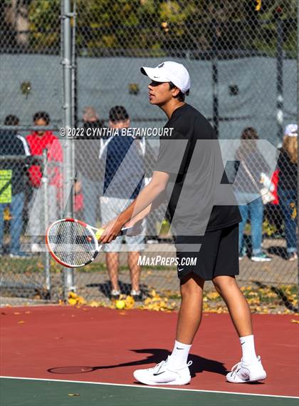 Thumbnail 1 in 5A CHSAA Individual Championships Day 1 photogallery.