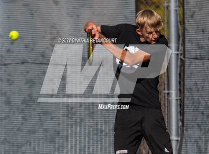 Thumbnail 2 in 5A CHSAA Individual Championships Day 1 photogallery.