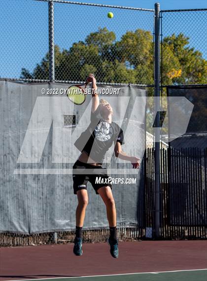 Thumbnail 1 in 5A CHSAA Individual Championships Day 1 photogallery.