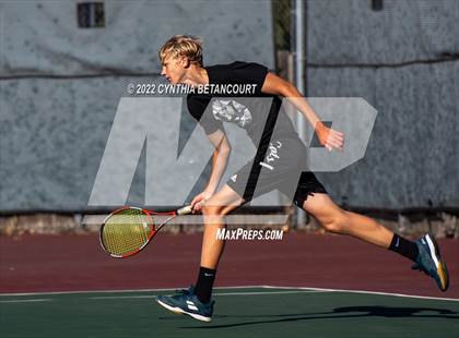 Thumbnail 1 in 5A CHSAA Individual Championships Day 1 photogallery.