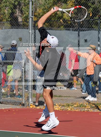 Thumbnail 1 in 5A CHSAA Individual Championships Day 1 photogallery.
