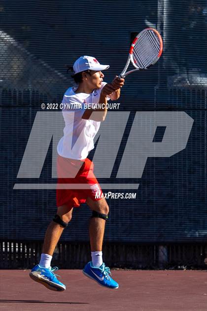 Thumbnail 3 in 5A CHSAA Individual Championships Day 1 photogallery.