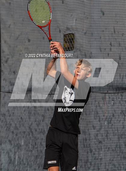 Thumbnail 2 in 5A CHSAA Individual Championships Day 1 photogallery.