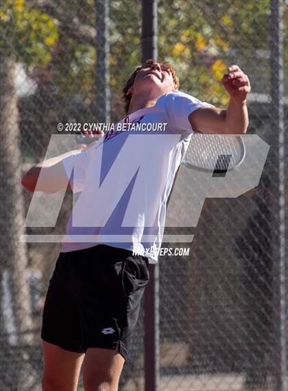 Thumbnail 2 in 5A CHSAA Individual Championships Day 1 photogallery.