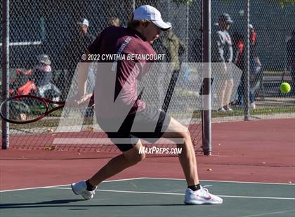 Thumbnail 2 in 5A CHSAA Individual Championships Day 1 photogallery.