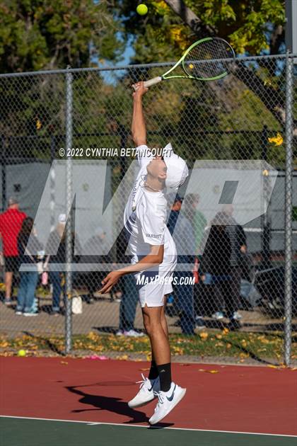 Thumbnail 2 in 5A CHSAA Individual Championships Day 1 photogallery.