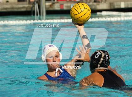 Thumbnail 2 in St. Ignatius vs Archbishop Mitty (Tri-Valley Invitational) photogallery.