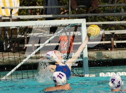 Thumbnail 2 in St. Ignatius vs Archbishop Mitty (Tri-Valley Invitational) photogallery.