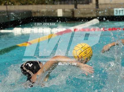 Thumbnail 2 in St. Ignatius vs Archbishop Mitty (Tri-Valley Invitational) photogallery.