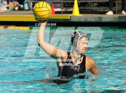 Thumbnail 3 in St. Ignatius vs Archbishop Mitty (Tri-Valley Invitational) photogallery.