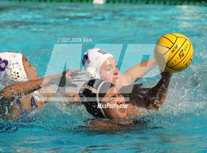 Thumbnail 2 in St. Ignatius vs Archbishop Mitty (Tri-Valley Invitational) photogallery.