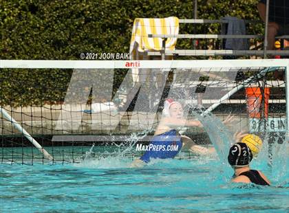 Thumbnail 3 in St. Ignatius vs Archbishop Mitty (Tri-Valley Invitational) photogallery.