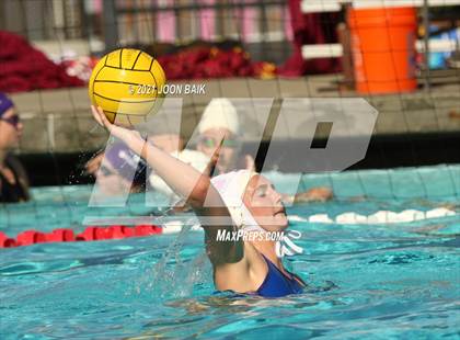 Thumbnail 1 in St. Ignatius vs Archbishop Mitty (Tri-Valley Invitational) photogallery.
