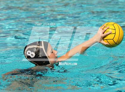 Thumbnail 2 in St. Ignatius vs Archbishop Mitty (Tri-Valley Invitational) photogallery.