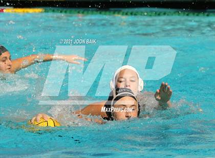 Thumbnail 2 in St. Ignatius vs Archbishop Mitty (Tri-Valley Invitational) photogallery.