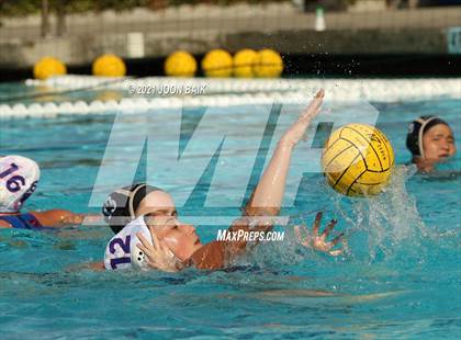 Thumbnail 2 in St. Ignatius vs Archbishop Mitty (Tri-Valley Invitational) photogallery.