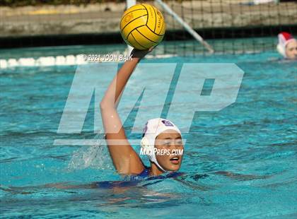Thumbnail 2 in St. Ignatius vs Archbishop Mitty (Tri-Valley Invitational) photogallery.
