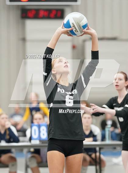 Thumbnail 2 in Lapeer vs. Plymouth (Beast of the East) photogallery.