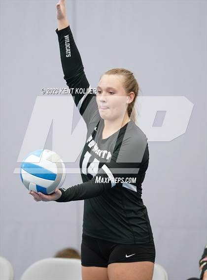 Thumbnail 1 in Lapeer vs. Plymouth (Beast of the East) photogallery.